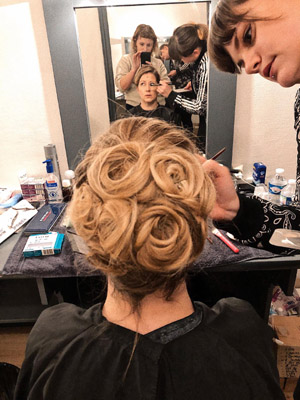 backstage - Laure Berthold make-up artist